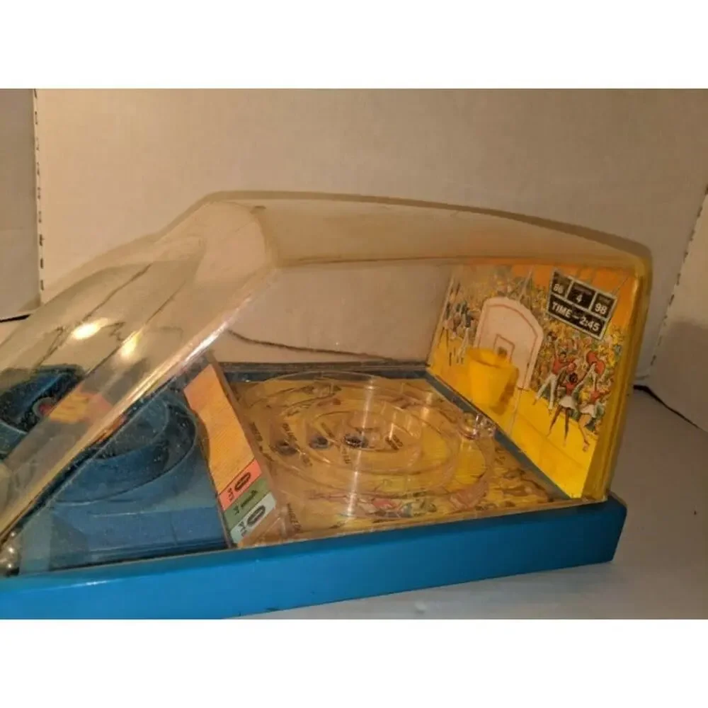 Vintage 1977 Empire Basketball Pinball Handheld Game Snap 'n Spin Arcade